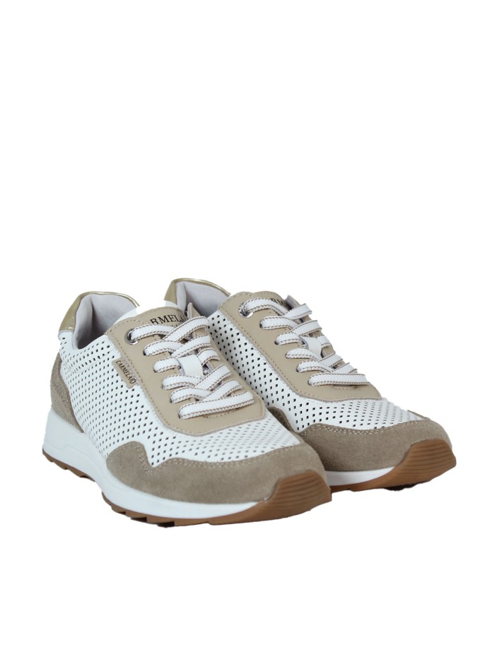 ZAPATILLAS CALADAS DE ESTILO CASUAL CARMELA 16215102 BEIGE