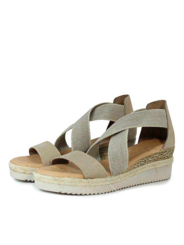 SANDALIA CÓMODA DE CUÑA BAJA, VERSÁTIL Y VERANIEGA 8620 MISWEAR TAUPE