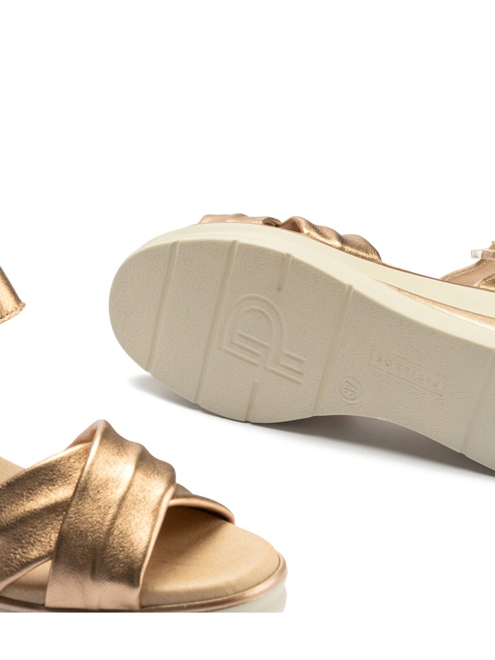SANDALIAS METALIZADAS DE CUÑA PITILLOS 10364 ROSA
