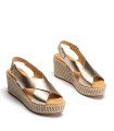 SANDALIAS DE PLATAFORMA EN PIEL METALIZADA ORO PITILLOS 10570