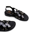 SANDALIA PLANA DE PIEL CON TACHUELAS NEGRO PORRONET 3125 MÓNICA