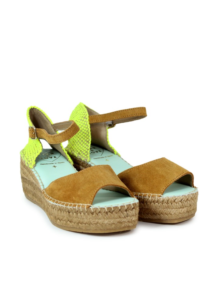 ALPARGATA DE CUÑA EN PIEL SERRAJE FLUOR STAR LOVE DALIM 52 CANELA-AMARILLO