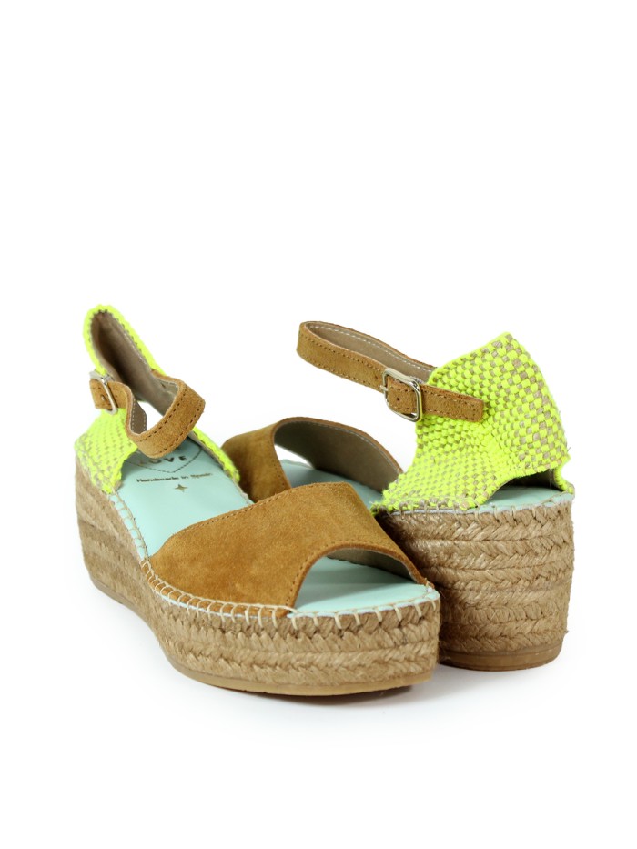 ALPARGATA DE CUÑA EN PIEL SERRAJE FLUOR STAR LOVE DALIM 52 CANELA-AMARILLO