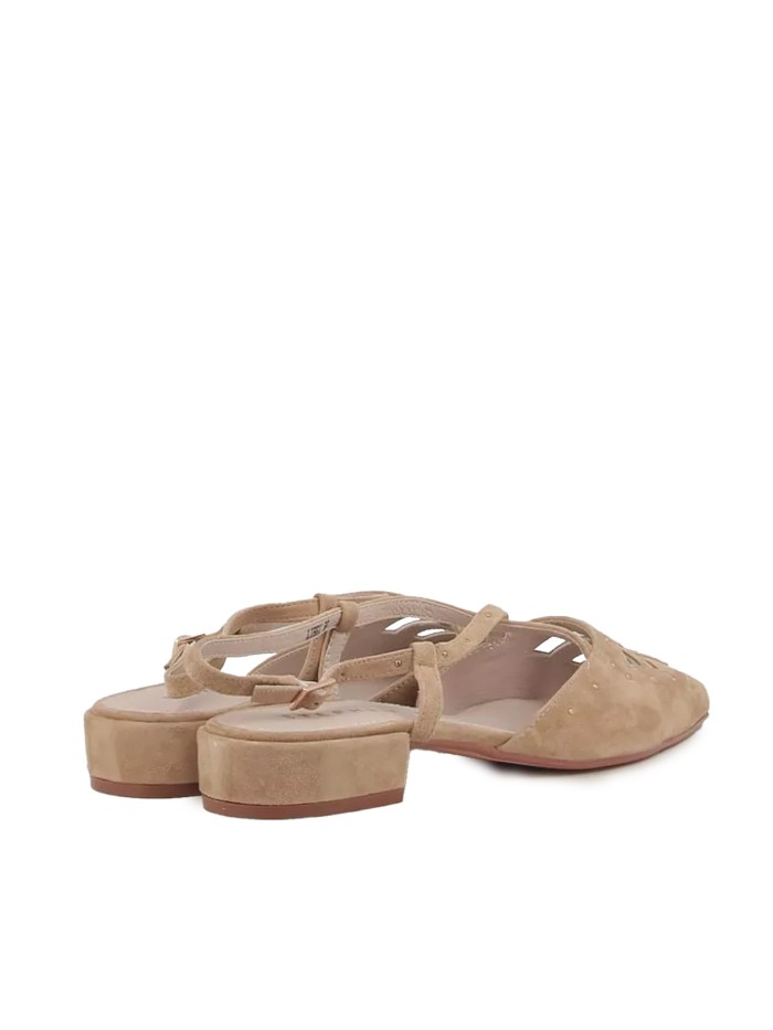 ZAPATO DESTALONADO CON TACON BAJO STEPHEN ALLEN LIBBY CAMEL