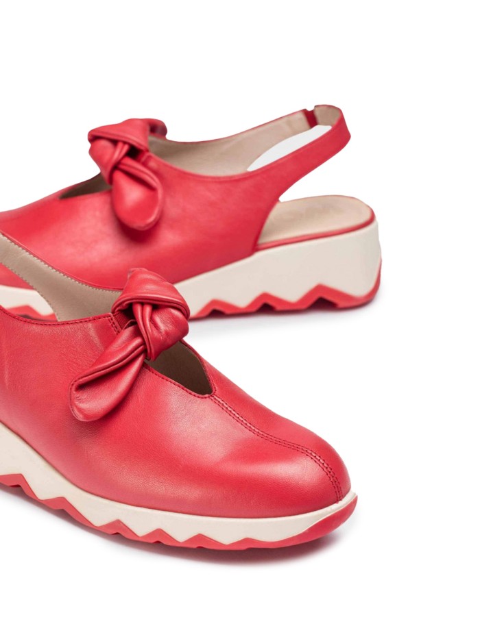ZAPATO DESTALONADO LIGERO DE MUJER WONDERS AIXA C-7602 ROJO