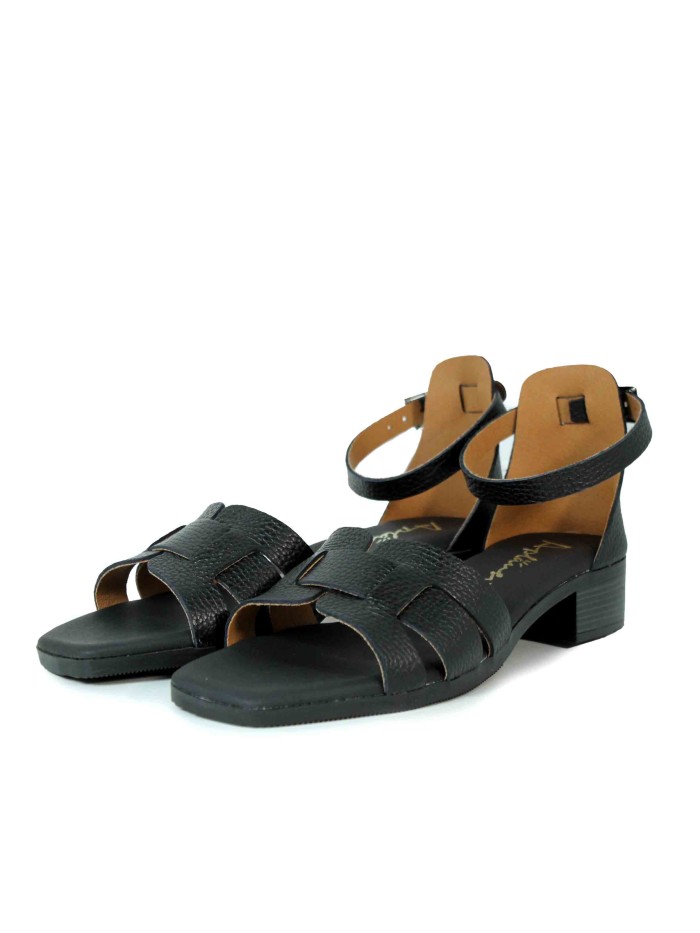 SANDALIAS DE PIEL CON TACÓPN BAJO APLAUSO 698 NEGRO