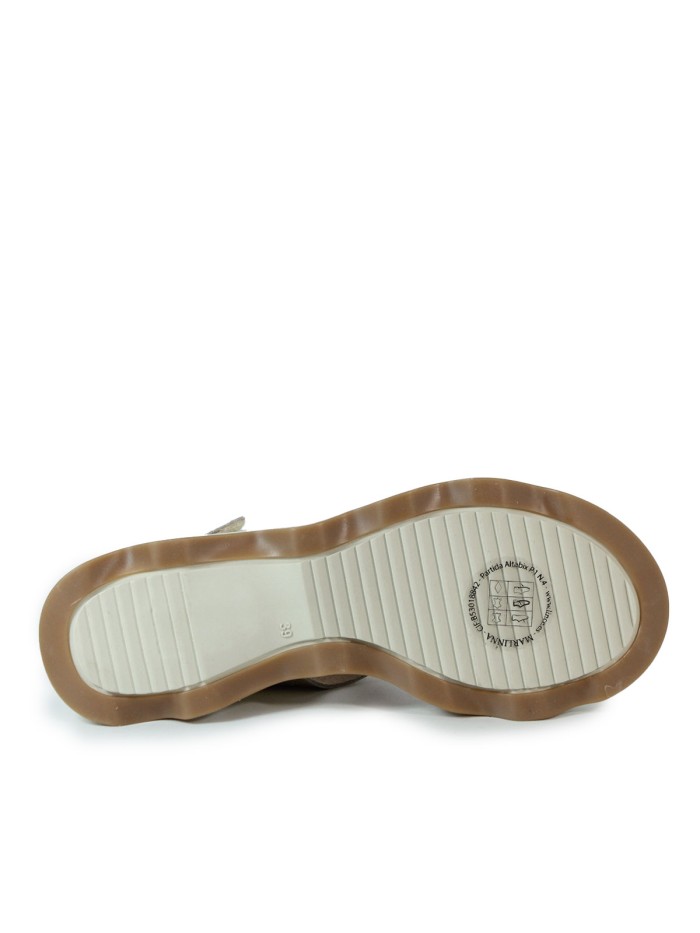 SANDALIAS DE PIEL METALIZADA CON PLANTA DE GEL APLAUSO MAREA 50255 PLATINO