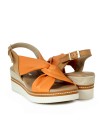 SANDALIAS NARANJA DE PIEL CON CUÑA Y PLANTA DE GEL APLAUSO 229