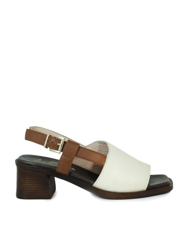 SANDALIA DE PIEL CON TACÓN APLAUSO EVE 003 BEIGE