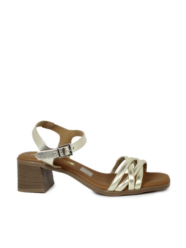 SANDALIAS DE TACÓN BAJO EN PIEL METALIZADA ORO APLAUSO 5722