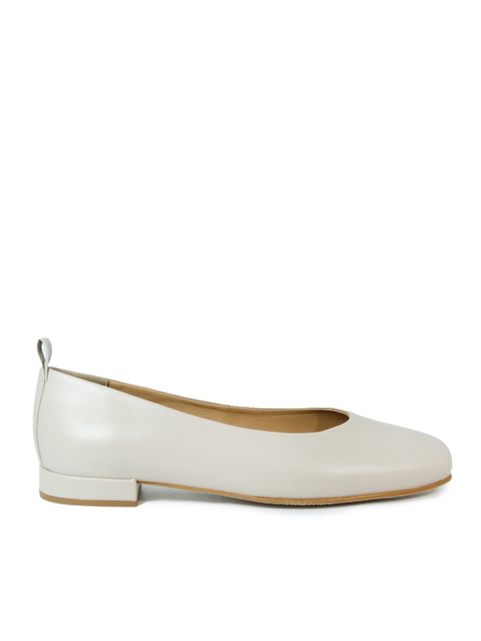 BAILARINA DE PIEL BEIGE PUNTA CUADRADA APLAUSO IRISI 16080