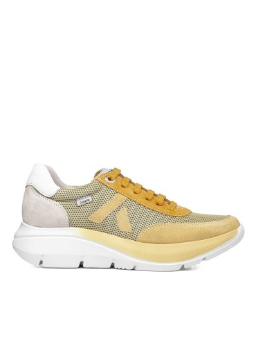 ZAPATILLAS CASUAL DE CORDONES DE MUJER CALLAGHAN PESCA 62400.4 CREMA