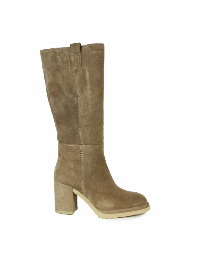 BOTA DE MUJER EN SERRAJE CON TACÓN ALPE 5514-1109 TAUPE