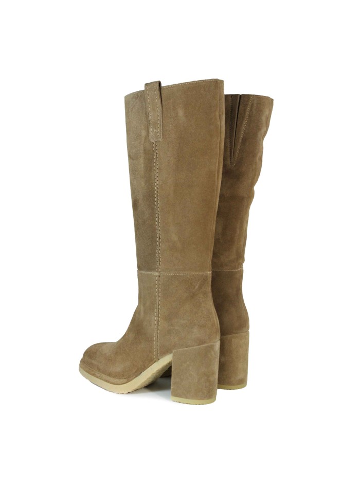 BOTA DE MUJER EN SERRAJE CON TACÓN ALPE 5514-1109 TAUPE