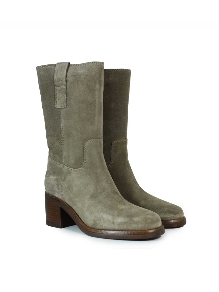 BOTA DE MUJER EN SERRAJE CON TACÓN ALPE CAMDEN 5530-1137 TAUPE