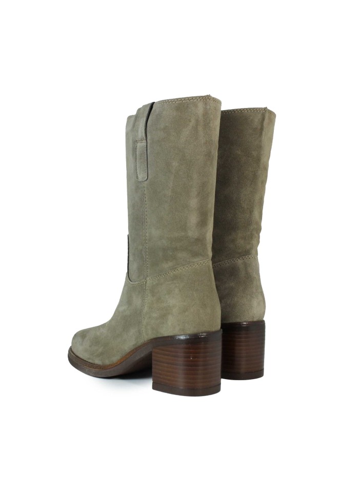 BOTA DE MUJER EN SERRAJE CON TACÓN ALPE CAMDEN 5530-1137 TAUPE