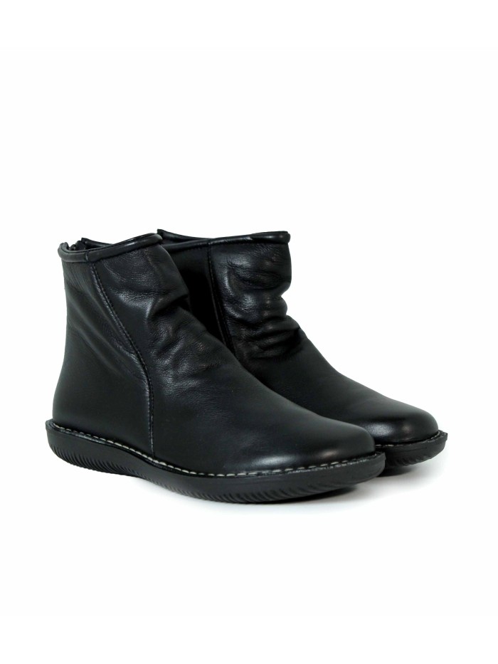 BOTÍN PLANO DE PIEL NEGRO APLAUSO 7236 NEGRO