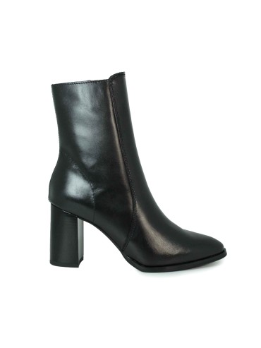 BOTÍN ELEGANTE DE PIEL CON TACÓN MEDIO APLAUSO 4008 NEGRO