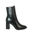 BOTÍN ELEGANTE DE PIEL CON TACÓN MEDIO APLAUSO 4008 NEGRO