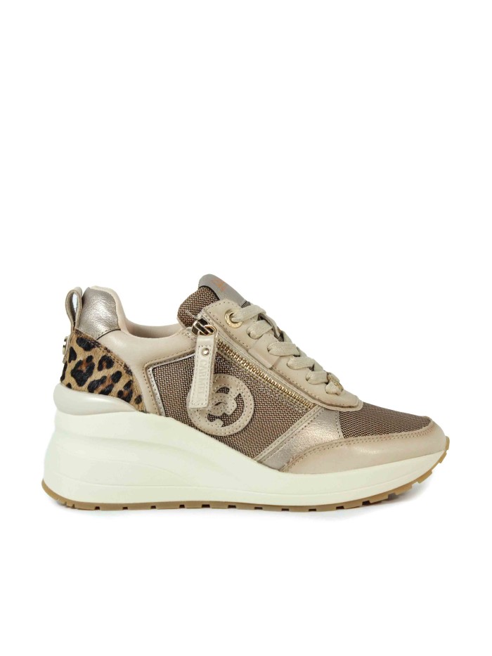 ZAPATILLAS CASUALES CON CUÑA CARMELA 16252102 BEIG