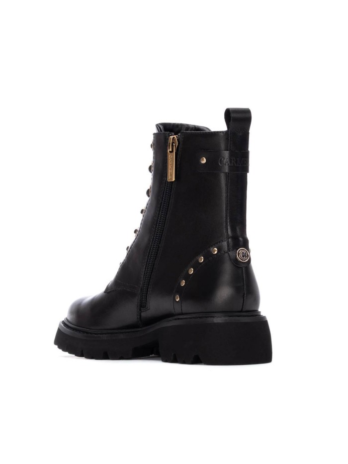 BOTÍN CON TACHAS DORADAS CARMELA 16266504 NEGRO
