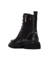 BOTÍN CON TACHAS DORADAS CARMELA 16266504 NEGRO