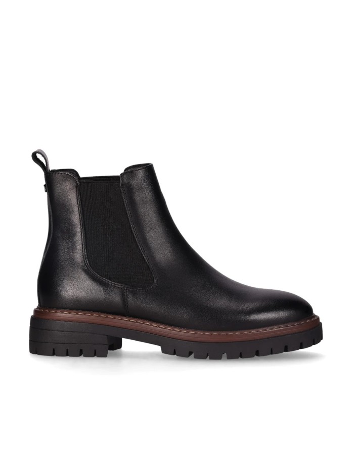 BOTÍN CHELSEA DE PIEL CHIKA 10 SABELA 01 NEGRO