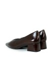 ZAPATO DE TACÓN CUADRADO BAJO DESIREE RABAT 9 MARRÓN