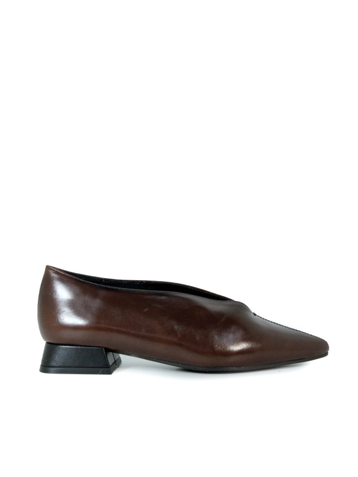 ZAPATO EN TENDENCIA DESIREE VIENA 10 MARRON