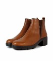 BOTÍN DE PIEL CON TACÓN MEDIO FLUCHOS F2109 CUERO