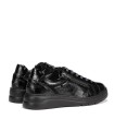ZAPATILLAS NEGRAS DE SPORT EN CHAROL CON CREMALLERA FLUCHOS POMPAS F1666