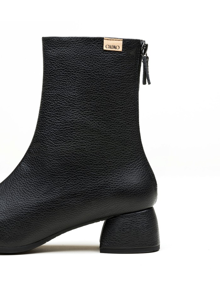 BOTINES DE PIEL DE MUJER CON TACÓN BAJO NEGRO GAIMO CHUCK