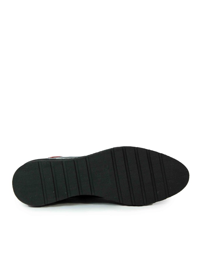 BLUCHER DE MUJER EN CHAROL NEGRO APLAUSO ANGEL 006