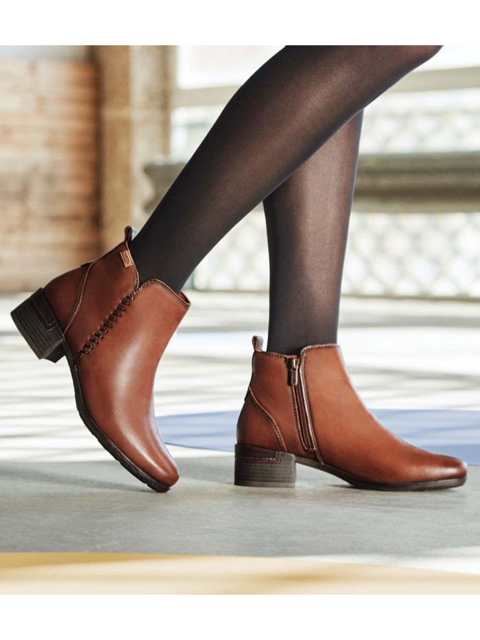 BOTINES DE MUJER CON TACÓN CÓMODO PIKOLINOS MALAGA MALAGA W6W-8950 CUERO