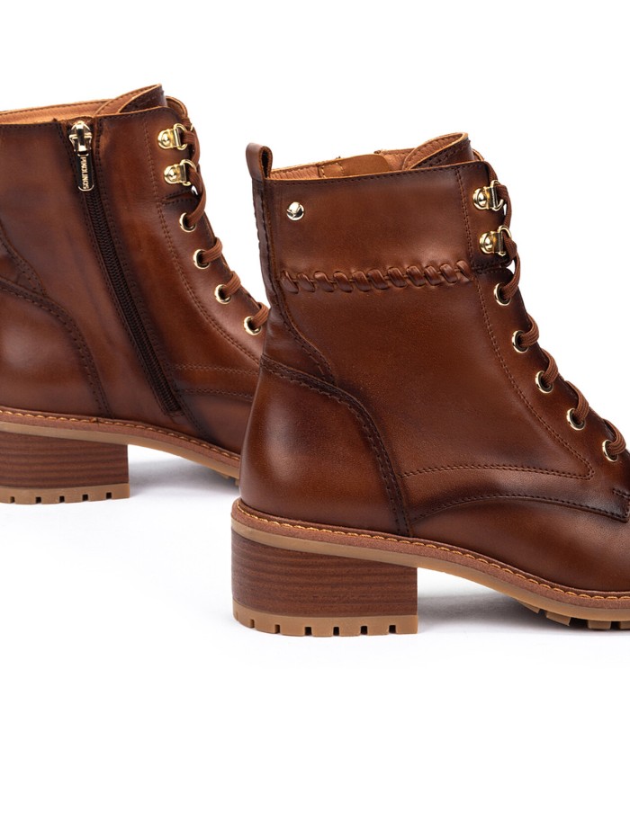 BOTINES CON CORDONES PIKOLINOS MEDINA W0D-8672 CUERO