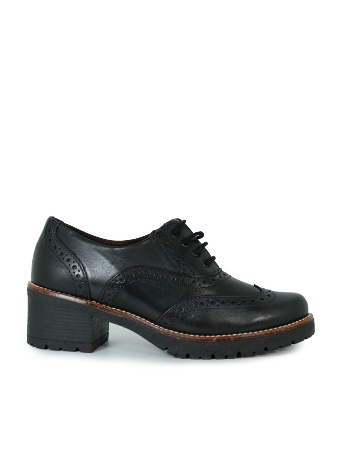 ZAPATO TIPO OXFORD CON TACÓN BAJO Y CORDONES PITILLOS 20221 NEGRO