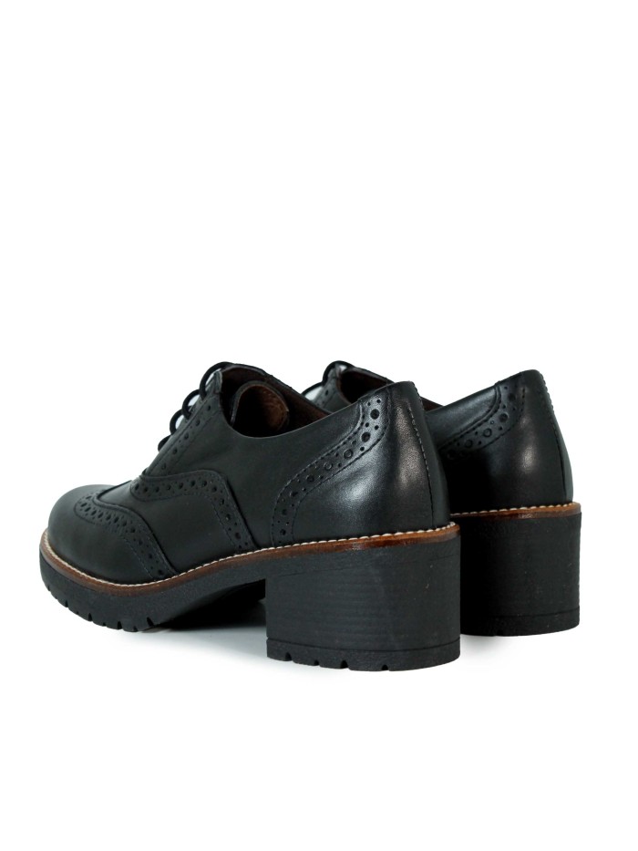 ZAPATO TIPO OXFORD CON TACÓN BAJO Y CORDONES PITILLOS 20221 NEGRO
