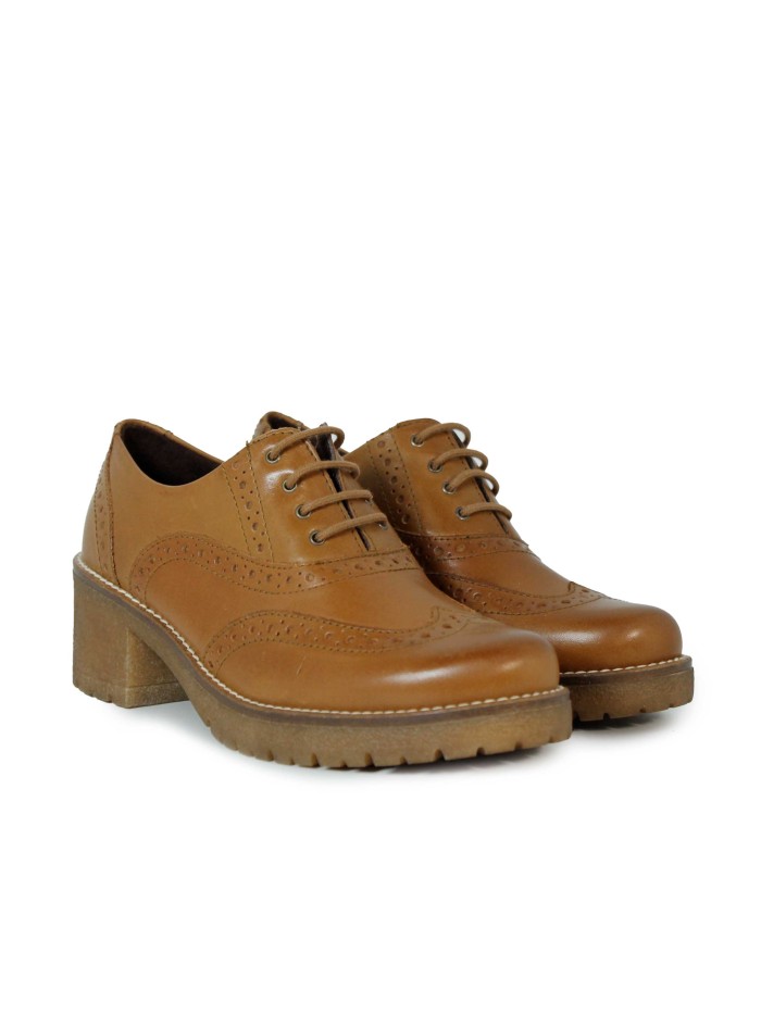 ZAPATO DE TACÓN CON CORDONES PITILLOS 20026 CUERO