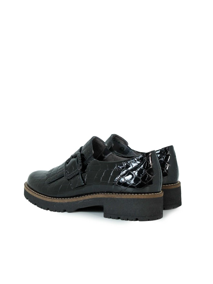 ZAPATOS TIPO MOCASÍN DE CHAROL CON HEBILLA Y FLECOS PITILLOS 10772 NEGRO