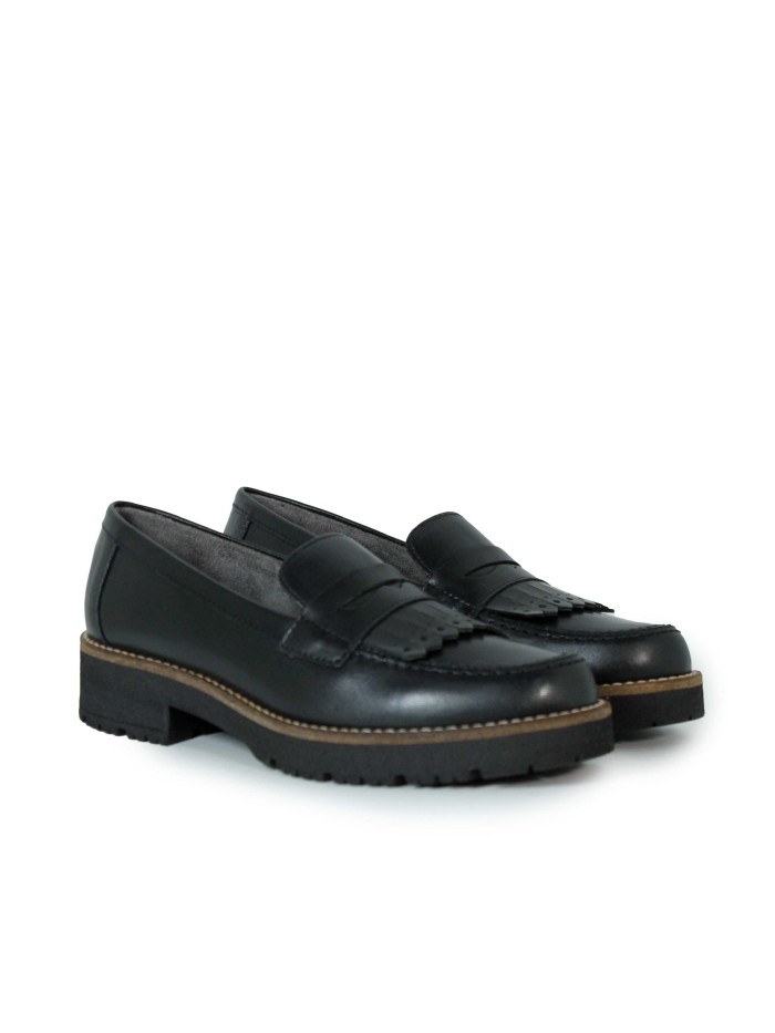 MOCASINES NEGROS DE PIEL CON ANTIFAZ Y FLECOS PARA MUJER PITILLOS 10783