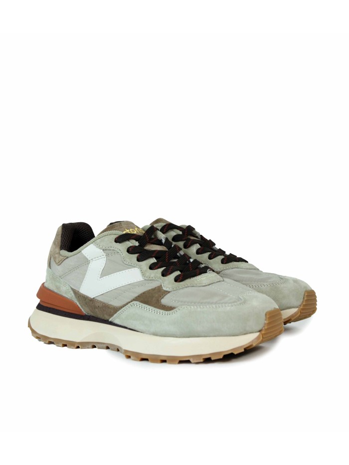 ZAPATILLA URBANA EN TENDENCIA VICTORIA 8807108 TAUPE