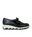 ZAPATO DE CUÑA CON LAZO DECORATIVO WONDERS A-7611 NEGRO