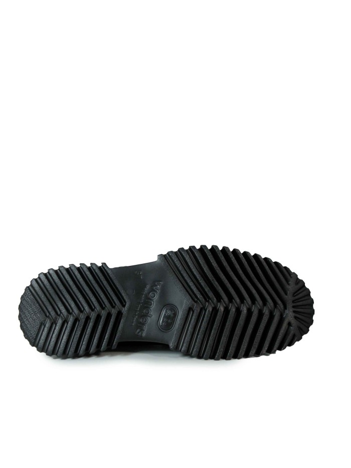 MOCASÍN DE CHAROL SOFISTICADO WONDERS A-4402 NEGRO
