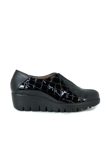 ZAPATO DE CHAROL WONDER C-33340 NEGRO