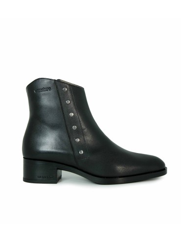 BOTINES CON DETALLES DORADOS D-1807 NEGRO
