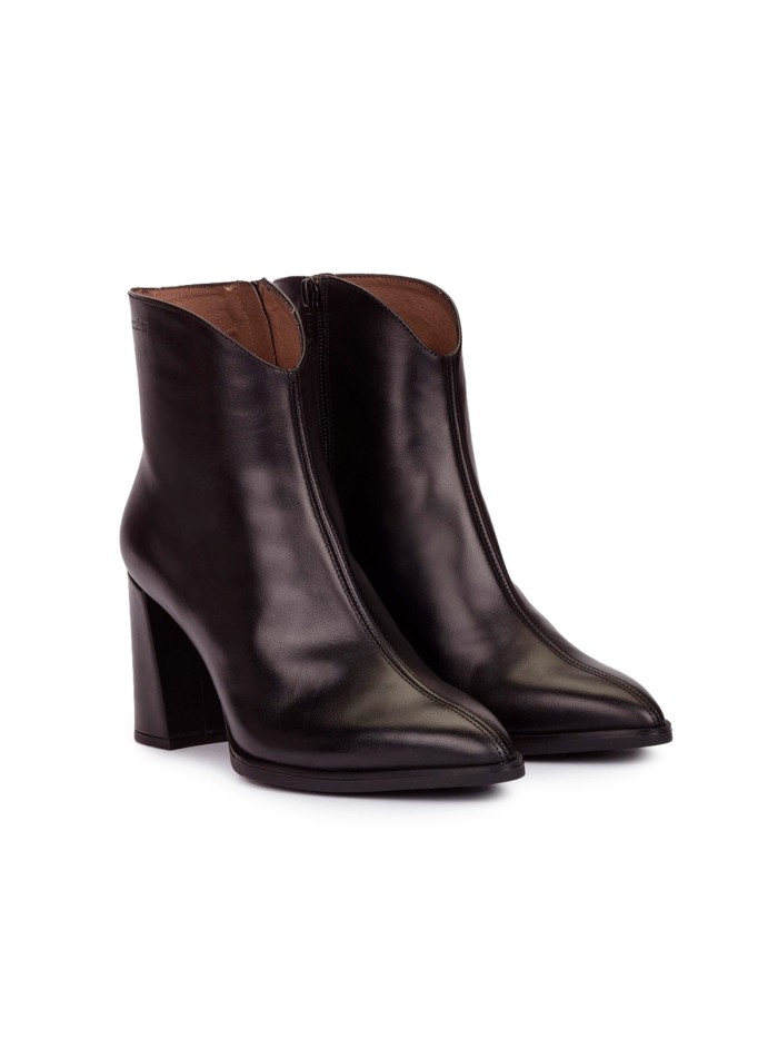 BOTINES EN TENDENCIA WONDERS M-5430 NEGRO