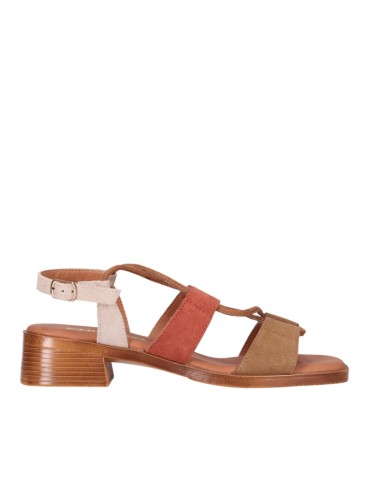 SANDALIAS DE PIEL NEGRAS CON APLIQUES METÁLICOS PARA MUJER CHIKA 10 MILENA 02