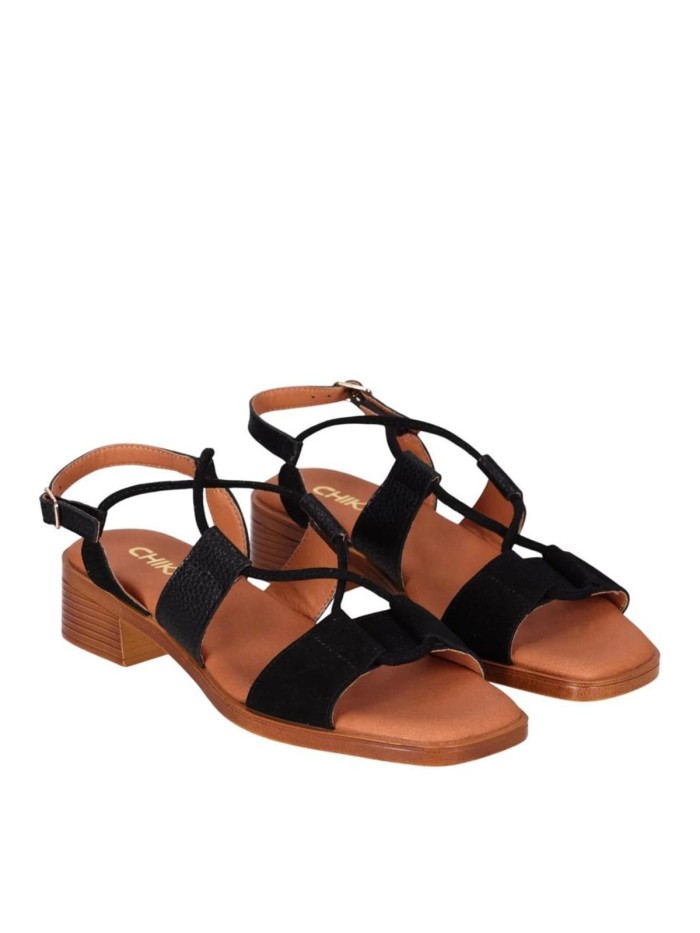 SANDALIAS DE PIEL NEGRAS CONTACÓN BAJO MUJER CHIKA 10 BINKA 11 NEGRO