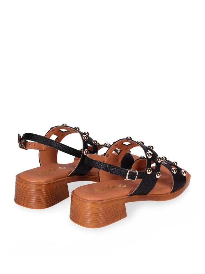 SANDALIAS DE PIEL NEGRAS CON APLIQUES METÁLICOS PARA MUJER CHIKA 10 BINKA 13 NEGRO