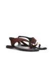 SANDALIAS CÓMODAS Y FEMENINAS CON DETALLE METÁLICO EN EL DEDO KISSIA JOPA 8 NEGRO